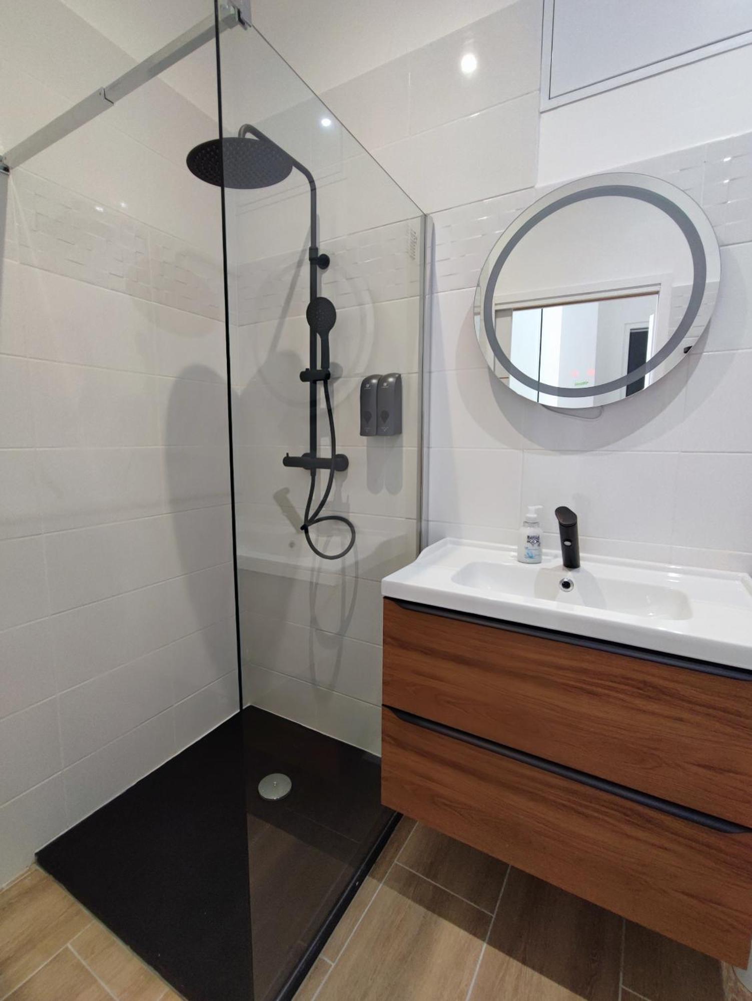 Appartement Escale Entre Cite Et Bastide Clim Wifi Smart Tv à Carcassonne Extérieur photo
